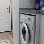 Absolute Blloku 아파트 티라나